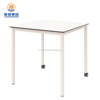 Ensemble de table et chaise modulaire en forme de demi-lune pour salle de formation collaborative mobile, conforme à la norme BIFMA, pour lycéens