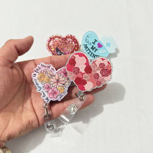 Hình Trái Tim Y Tá Y Tế Phụ Kiện ID Tên Chủ Thẻ Có Thể Thu Vào Huy Hiệu Reel Huy Hiệu Chủ Với Alligator Clip - Product Image 1