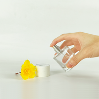 Flacon de parfum de luxe en verre plat de 50 ml avec bouchon à bille personnalisé, estampage à chaud, emballage pour crème contour des yeux et soins de la peau, diffuseur de voyage