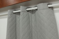 Cortina Opaca Aislante Térmica de Nuevo Diseño, Acolchada, Multicapa, Resistente, Ahorradora de Energía y Reductora de Ruido para Dormitorio