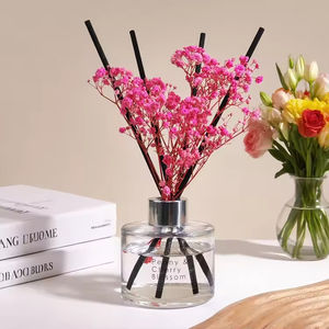 Diffuseur de parfum décoratif 120ml, désodorisant longue durée aux huiles essentielles et fleurs séchées - Product Image 4