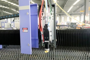 6kW 12kW Faserlaser-Schneidemaschine mit Fortschrittlicher Technologie 6020 CNC-Laserschneidgerät für Metall 6000W - Product Image 5