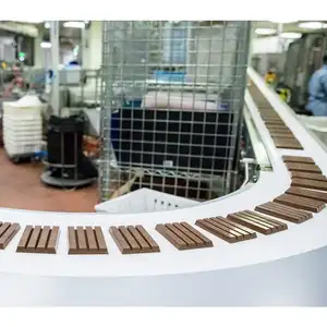 Temperatrice per stampaggio cioccolato con tecnologia tedesca con linea di produzione automatica del motore ABB