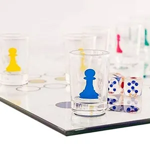 Fabrik Lieferanten Hochwertige klassische Schnaps glas Ludo Board und Stücke Tischs piele Set