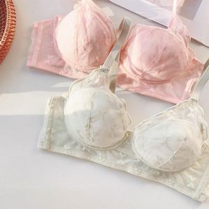 Soutien-gorge sexy en dentelle rouge sans couture, liftant, respirant, façonnant, confortable, élégant et sensuel - Product Image 2