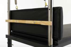 Commande minimum 1 - Fournisseur Fabricant - Machine de fitness haut de gamme - Cadillac Pilates professionnel en aluminium noir pour usage commercial - Product Image 2