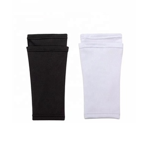 Protezioni per le gambe per adulti calcio piastra inserto deflettore <span class=keywords><strong>a</strong></span> compressione manicotto per polpaccio da calcio parastinchi da calcio per bambini - Product Image 1