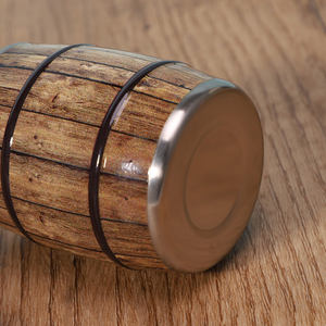 كوب شوت صغير قابل للتخصيص للحفلات الخارجية سعة 3 أونصات بتصميم برميل عتيق مع غطاء وقش من الفولاذ المقاوم للصدأ - Product Image 4