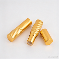 Tube à lèvres vide en aluminium de luxe, doré, à rayures verticales, contenant pour baume à lèvres, emballage cosmétique personnalisé avec logo.