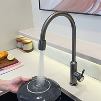 Robinet de cuisine en cuivre massif, anti-éclaboussures, style diamant doré, avec design pivotant, pour éviers de cuisine et bassins à légumes, moderne et minimaliste, à poignée unique