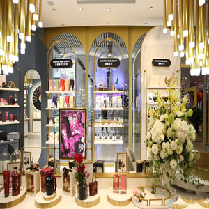 Puesto de exhibición para cosméticos, tienda libre de impuestos, en centro comercial - Product Image 5