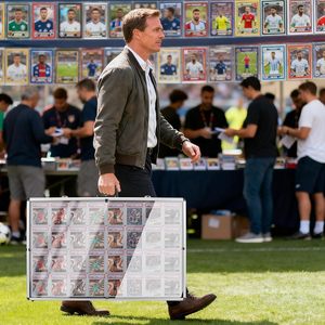 New Style Locking Aluminum Trading <b>Card</b> Display Cabinet Portable Tabletop Holder for Sports Graded <b>Cards</b> - Product Image 5