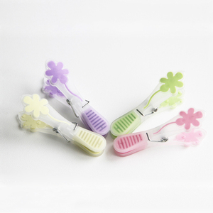 Cintres en plastique PP TPR multicolores, multifonctionnels et tendance, pour suspendre les vêtements – Vente en gros <span class=keywords><strong>à</strong></span> prix réduit - Product Image 2