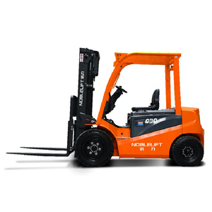 מלגזה חשמלית נובליפט <span class=keywords><strong>2</strong></span>.<span class=keywords><strong>5</strong></span> טון 80V בעלת ארבעה גלגלים, איזון משקל, סוללת ליתיום, תורן דו-שלבי, צמיגי PU, הזזה צידית, גובה הרמה - Product Image 2