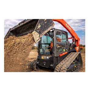SVL97-2 tiene orugas anchas, cabina cerrada, motor 96 y capacidad operativa de 3200 libras. - Product Image 1