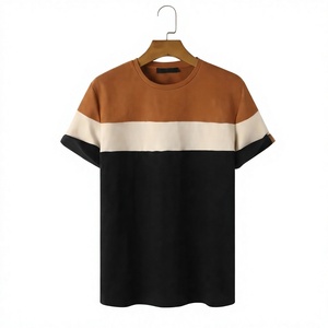 Camiseta de algodón con bloques de color para hombre Index Apparel, manga corta, cuello redondo, corte regular, top informal de punto con logo frontal - Product Image 1