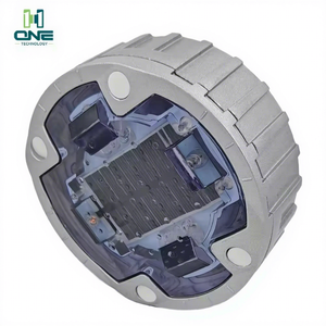 Luz LED Solar Intermitente Resistente a la Intemperie y Anti-UV para Entradas de Túneles y Áreas de Puentes - Product Image 1