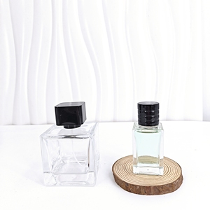 Bán buôn chai nước hoa thủy tinh trong các kích cỡ khác nhau (30ml 35ml 50ml 60ml 100ml) hình chữ nhật vuông với nắp che mỹ phẩm - Product Image 6