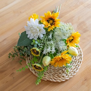 Ramo de Girasoles Artificiales Yiren Xi'an, Tela Plástica Tejida, Decoración para el Hogar, Accesorios para Bodas CF01437 - Product Image 3