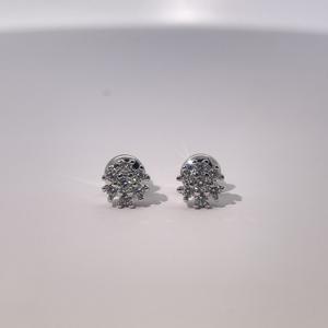 Pendientes de Botón Redondos de Latón Chapado en Oro con Circonita Cúbica Blanca de Tianyu Gems, Diseño Moderno y a la Moda - Product Image 4