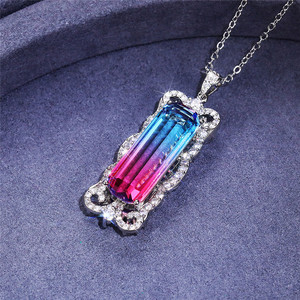 Elegante Collana con Pendente a Catena in Rame Sfumato, Gioiello di Tendenza per Donne, Ideale per Feste e Serate - Product Image 1
