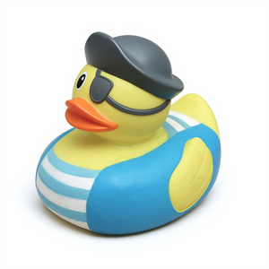 Özelleştirilmiş Çocuk Su Oyuncağı Vinil Kauçuk Gıcırtılı Tek Gözlü Korsan Ördek Bebekler İçin Banyo Oyuncağı - Product Image 2