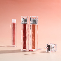 Gloss à lèvres hydratant cristallin haut de gamme 136 couleurs, fini crémeux parfumé aux fruits, personnalisable avec logo, OEM