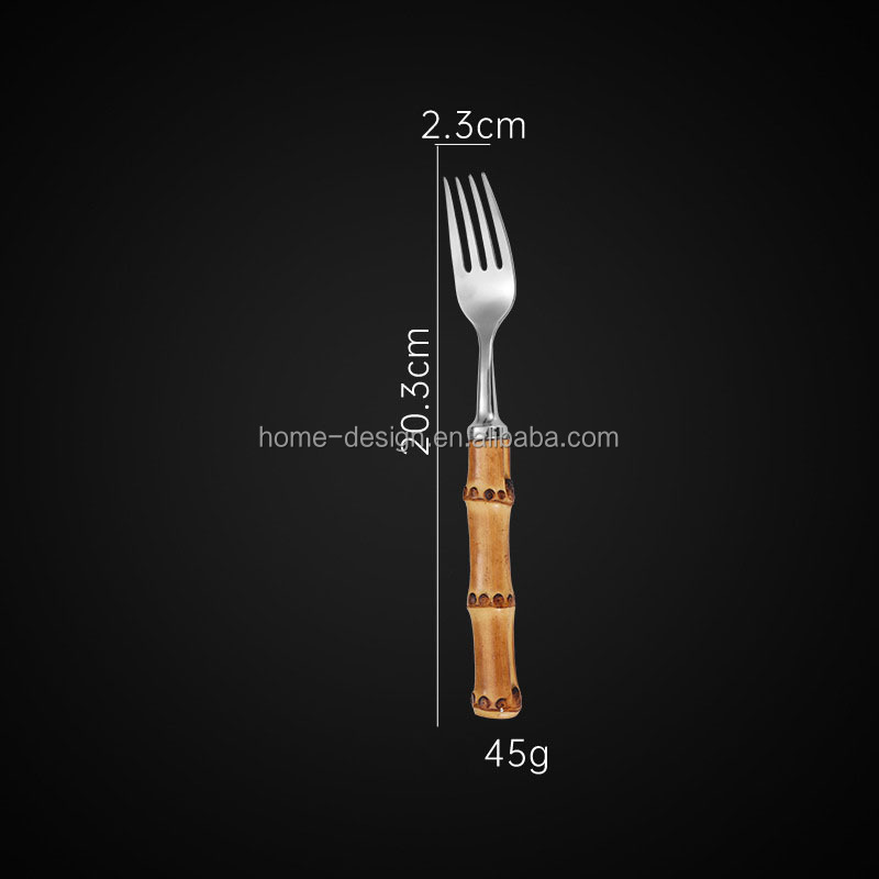 Cuchara de postre plateada