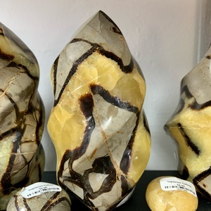 Natural Septarian Stone Flame Carving Polished Crystal <b>Ornament</b> for Reiki Healing Feng Shui Home Office Decor Wholesale - Product Image 4