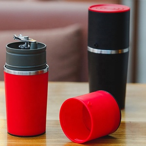 Barista Maker Outils Camping En Plein Air Portable Moulin À Main Tout-En-Un Bouteille Café Théière Moulin À Café <span class=keywords><strong>Avec</strong></span> <span class=keywords><strong>Filtre</strong></span> À Café Tasse - Product Image 4