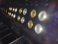Supershow Blinder lumière 4x100w 2in1 blanc chaud blanc froid 4 yeux led cob blinder par lumière pour théâtre de spectacle de fête