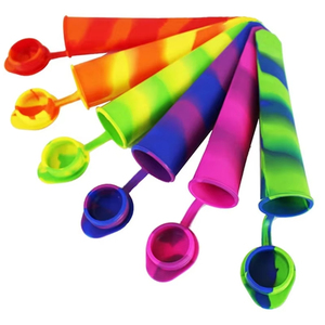 Moule à sucettes glacées en silicone coloré personnalisé avec logo, avec couvercles connectés, pour la création de glaces maison – Vente en gros - Product Image 3