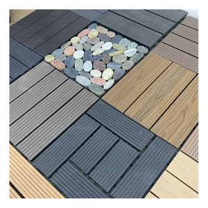 بلاط خشبي بلاستيكي متشابك 30 × 30 سم للأرضيات الهندسية، بلاط جديد لجانب حمام السباحة والفناء الخارجي - Product Image 4