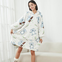 Couverture-hoodie oversize en flanelle pour couples, petite robe-pyjama décontractée, vêtement chaud à capuche pour regarder la télévision, tenue d'intérieur