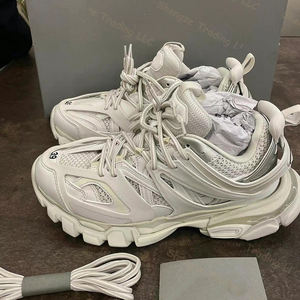 Zapatos Deportivos Casuales de Cuero Genuino de Invierno para Hombre y Mujer de Marca de Diseñador de Lujo, Cordones de Alta Calidad - Product Image 1