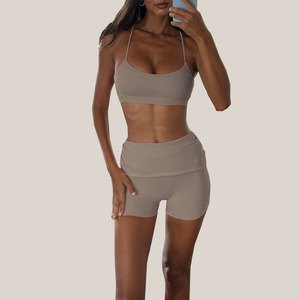 Soutien-gorge de sport pour femmes à forte poitrine, <span class=keywords><strong>ensemble</strong></span> short de sport et soutien-gorge de sport froncé pour femmes - Product Image 2