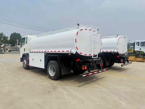 Tanque <span class=keywords><strong>de</strong></span> combustible Camión cisterna Sinotruck Camión cisterna <span class=keywords><strong>de</strong></span> combustible 10 Cbm Tanques <span class=keywords><strong>de</strong></span> combustible - Product Image 4