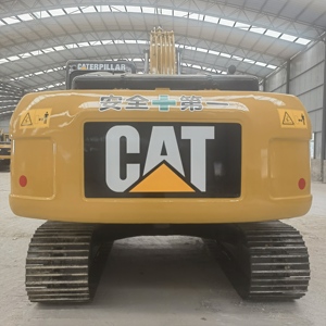 รถขุดตีนตะขาบ CAT 320D2 มือสองสภาพดี ขนาด 20 ตัน ให้ประสิทธิภาพการใช้งานที่ประหยัดต้นทุน เหมาะสำหรับงานก่อสร้างที่หลากหลาย - Product Image 4