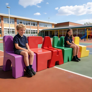 Bancas de Patio Modernas de Fibra de Vidrio con Diseño Creativo y Personalizado del Alfabeto para Niños, para Campamentos Escolares y Plazas Comerciales - Product Image 1