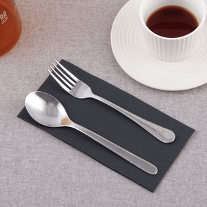 <span class=keywords><strong>Serviettes</strong></span> de table jetables noires en Airlaid <span class=keywords><strong>pré</strong></span>-<span class=keywords><strong>pliées</strong></span> pour restaurants, mariages, traiteurs (vente en gros) - Product Image 1