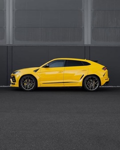 ชุดแต่งคาร์บอนไฟเบอร์สำหรับ Lamborghini Urus รุ่น URUS NT-style ประกอบด้วยลิ้นกันชนหน้าคาร์บอนไฟเบอร์, ดิฟฟิวเซอร์, สเกิร์ตข้าง, ซุ้มล้อแบบไวด์บอดี้ - Product Image 3