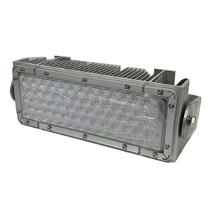 Reflector LED NTC9284A 200W 220V IP66 para Exteriores, Resistente al Agua, Polvo y Golpes - Product Image 5