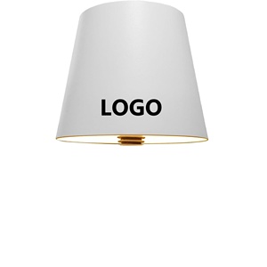 Lampe de table LED personnalisable avec logo, rechargeable, à trois niveaux d'ambiance, à brancher, en forme de bouteille de vin, pour bars, fêtes, mariages, anniversaires - Product Image 1