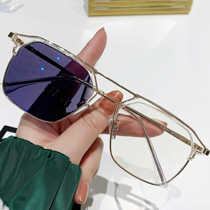 Lunette photochromique <span class=keywords><strong>anti</strong></span>-refflet original carré sourcil noir argent lunette <span class=keywords><strong>anti</strong></span>-<span class=keywords><strong>reflet</strong></span> pour ordinateur lunettes de soleil pour dames - Product Image 5