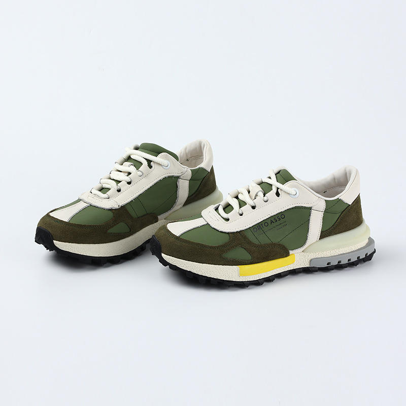 สีเขียว