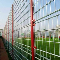 Universiteitsgebied 868 Twin Wire Yard Fence Hoge Dichtheid Gelaste Gaasomheining 6ft PVC Gecoate Ranch Campus Woon-/Leszone