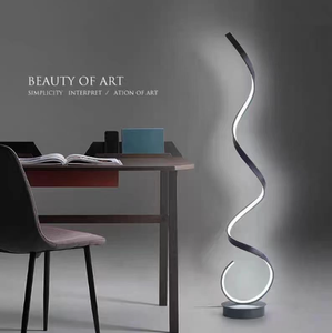 Lampe sur pied incurvée minimaliste moderne en aluminium LED pour salon, chambre à coucher, éclairage d'ambiance - Product Image 3
