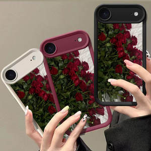 Funda para iPhone 17 con Rosas de Pantalla Completa, Compatible con 16 Pro Max, 15 Pro, 14/13, Estilo Europeo y Americano, Personalizable y Moderna - Product Image 3