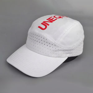 Running Laser Cut Hole 5 Panel Cap No estructurado Impermeable Verano Secado rápido Sun Hiking <span class=keywords><strong>Camper</strong></span> Sports Cap - Product Image 6