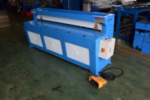 Machine de cisaillement électrique en tôle d'acier Q11 guillotine à lame droite pour <span class=keywords><strong>plaque</strong></span> à barre plate avec moteur à noyau et composants PLC - Product Image 5